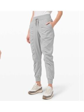 Women's Lululemon Dance Studio Jogger Pants in Silver Drop, size 4